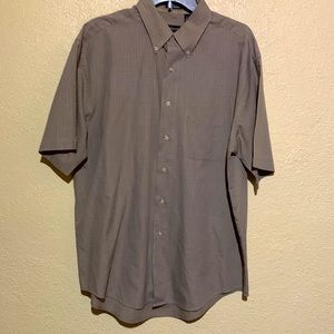 Van Heusen Men's Shirt Tan White L 16-16 1/2 Short Sleeve Plaid Polyester Cotton